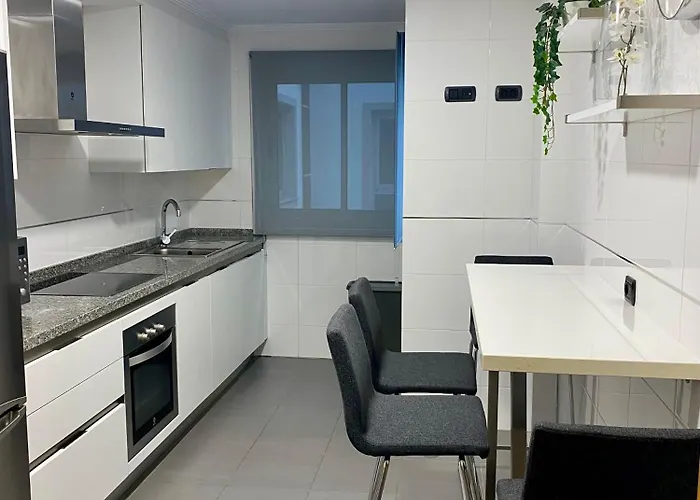 Apartment Parking, Vistas Al Mar Y Tres A Coruna